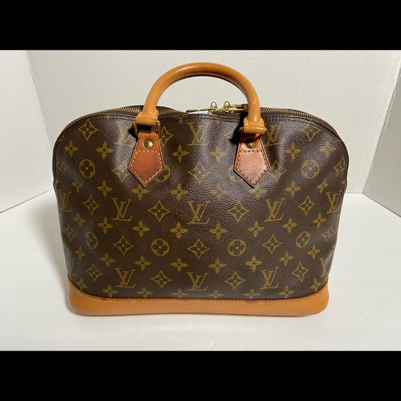 💯 AUTHENTIC ALMA MM👛 - Picture 2 of 8